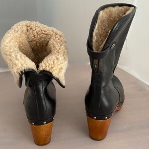 COPY - Ugg boots, black, made in  Australia